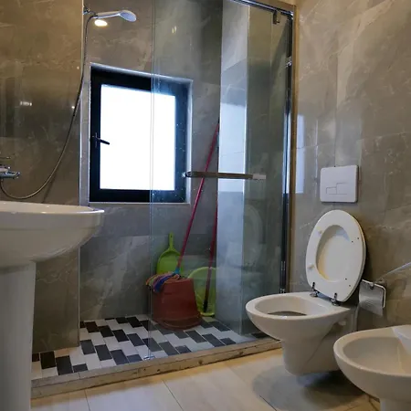 Jasmine Golem (Tirana)